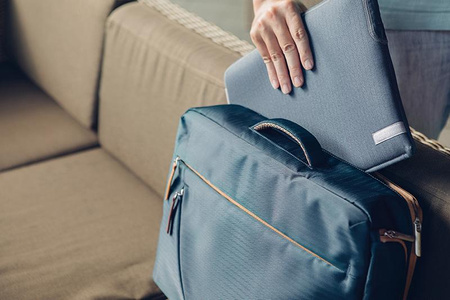 Moshi Pluma - Pokrowiec MacBook Pro 14" (2021) (Denim Blue)