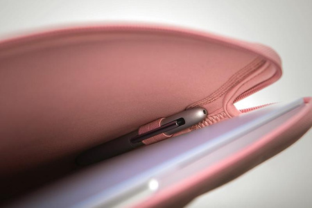 Moshi Pluma - Pokrowiec MacBook Pro 14" (2021) (Carnation Pink)