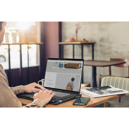 Moshi iVisor AG - Matowa folia ochronna na ekran MacBook Pro 16 (Black/Clear Matte)