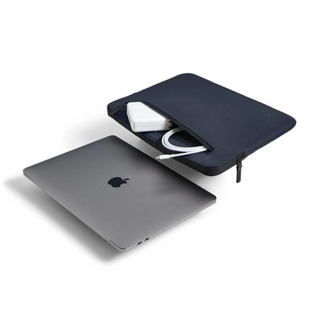 Incase Compact Sleeve in Flight Nylon - Pokrowiec MacBook Pro 13" (M2/M1/2022-2012) / MacBook Air 13" (M2/M1/2022-2018) (granatowy)