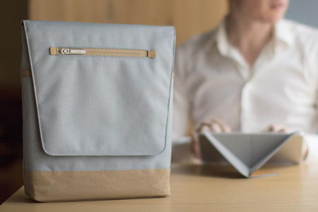 Moshi Aerio Lite - Torba iPad Pro 9.7"/ iPad Air 2 / MacBook 12" (Sky Blue)