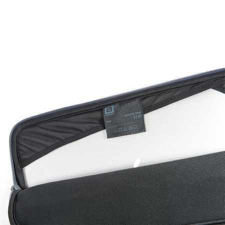 Tucano Top Second Skin - Pokrowiec MacBook Pro 13" (M2/M1/2022-2016), MacBook Air 13" (M2/2022-2018) (granatowy)