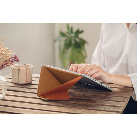 Moshi VersaCover – Etui origami iPad Pro 11” (2021/2018) / iPad Air 10.9” (5-4 gen.) (2022/2020) (Sienna Orange)