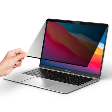 Spigen SafeView Privacy - Folia prywatyzująca do MacBook Air 13.6" M4 (2025) / M3 (2024) / M2 (2022)