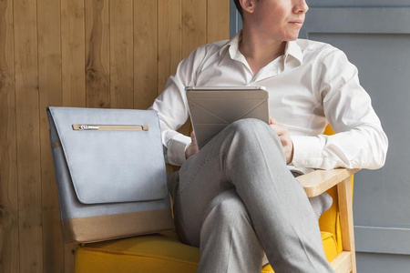 Moshi Aerio Lite - Torba iPad Pro 9.7"/ iPad Air 2 / MacBook 12" (Sky Blue)