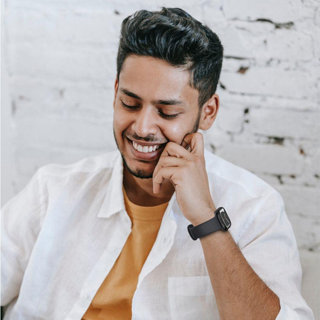 Spigen Thin Fit - Obudowa do Apple Watch 8 / Watch 7 41 mm (czarny)