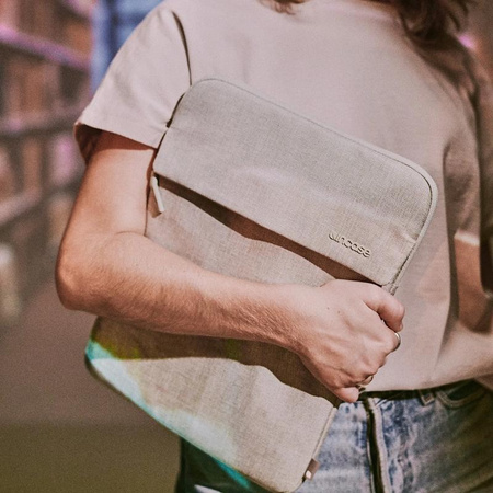Incase Crosstown Sleeve with Woolenex - Pokrowiec z kieszenią MacBook Pro 16" (M4/M3/M2/M1/2024-2021) (Limestone)